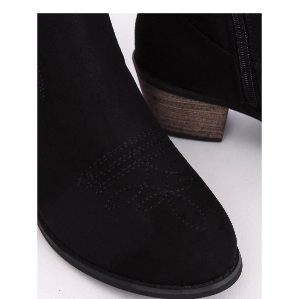 Škornji s peto model 136846 Inello