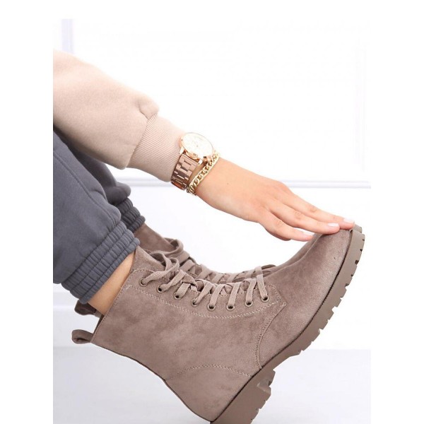 Čevelj model 159014 Inello
