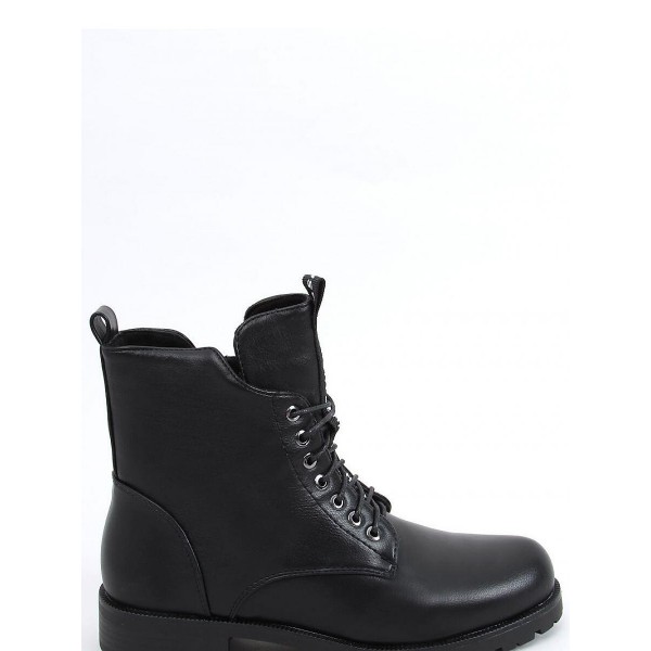 Čevelj model 160288 Inello