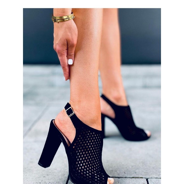 Sandali s peto model 167442 Inello